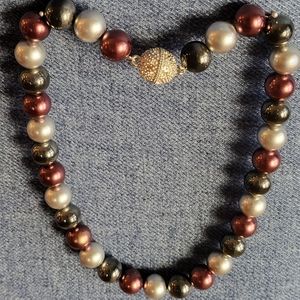 Premier, "First Ladies" edition necklace. EUC